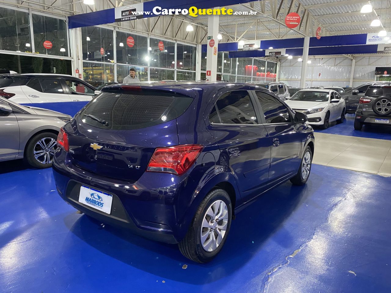 CHEVROLET   ONIX HATCH LT 1.4 8V FLEXPOWER 5P MEC.   AZUL 2018 1.4 FLEX - Loja