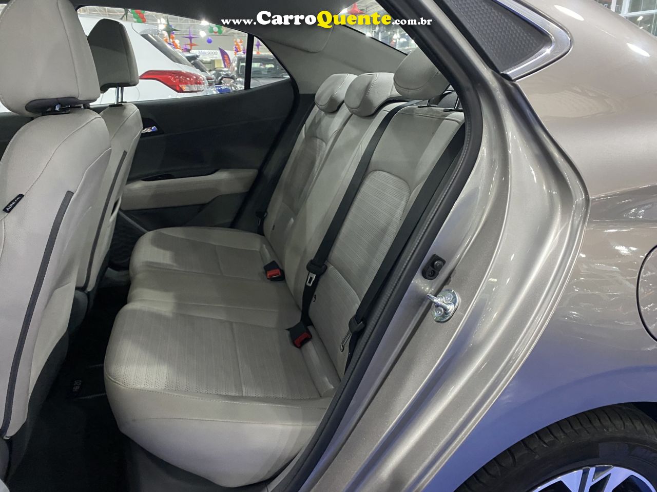 HYUNDAI   HB20S PLATINUM PLUS 1.0 TB FLEX 12V AUT.   PRATA 2024 1.0 FLEX - Loja