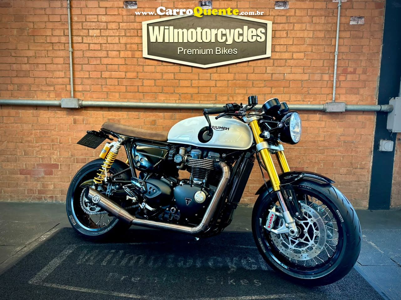 TRIUMPH THRUXTON R 2018 - Loja