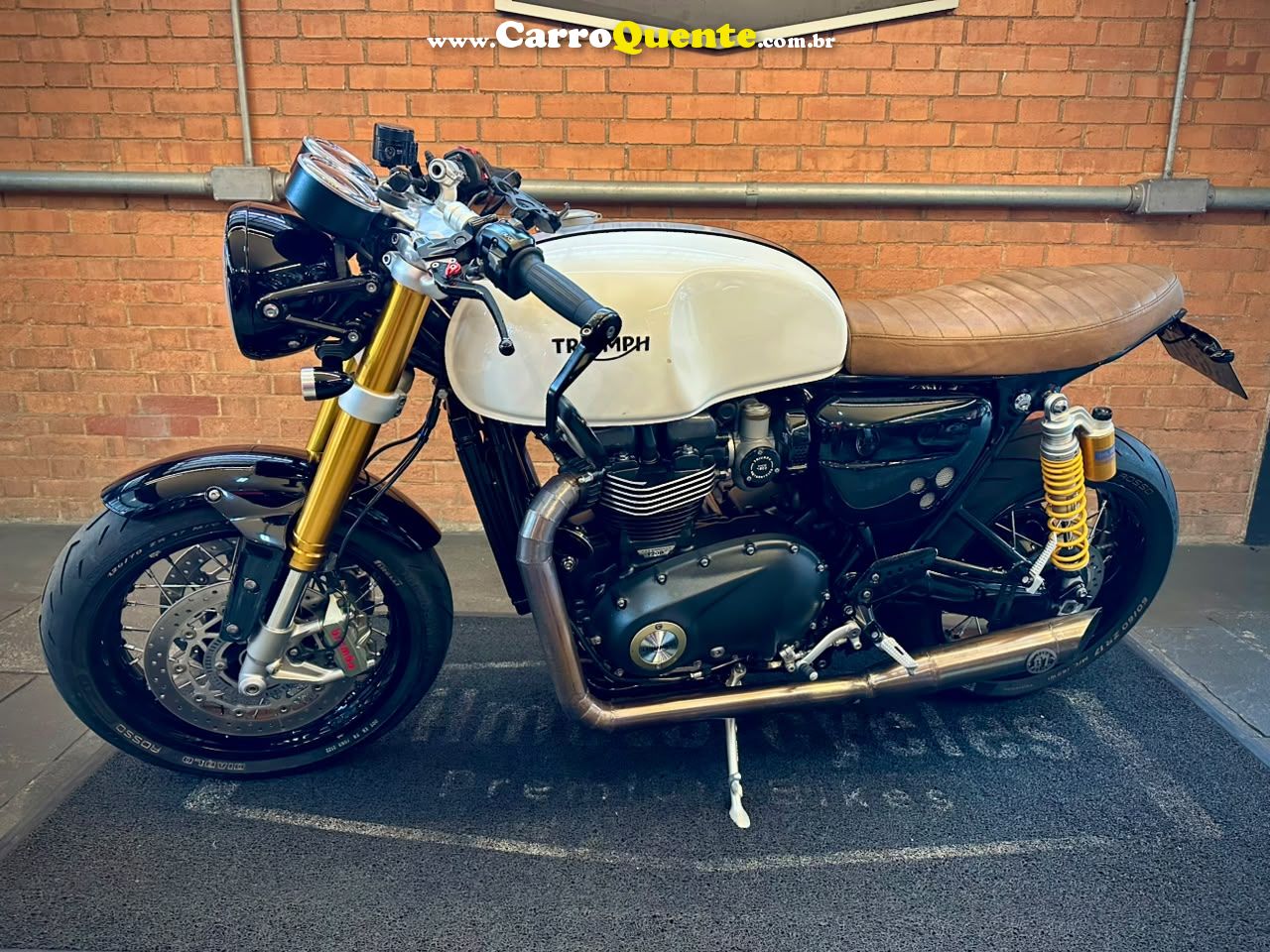 TRIUMPH THRUXTON R 2018 - Loja