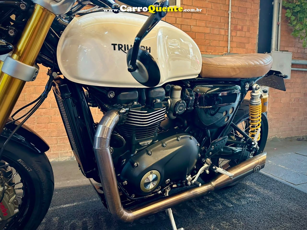 TRIUMPH THRUXTON R 2018 - Loja