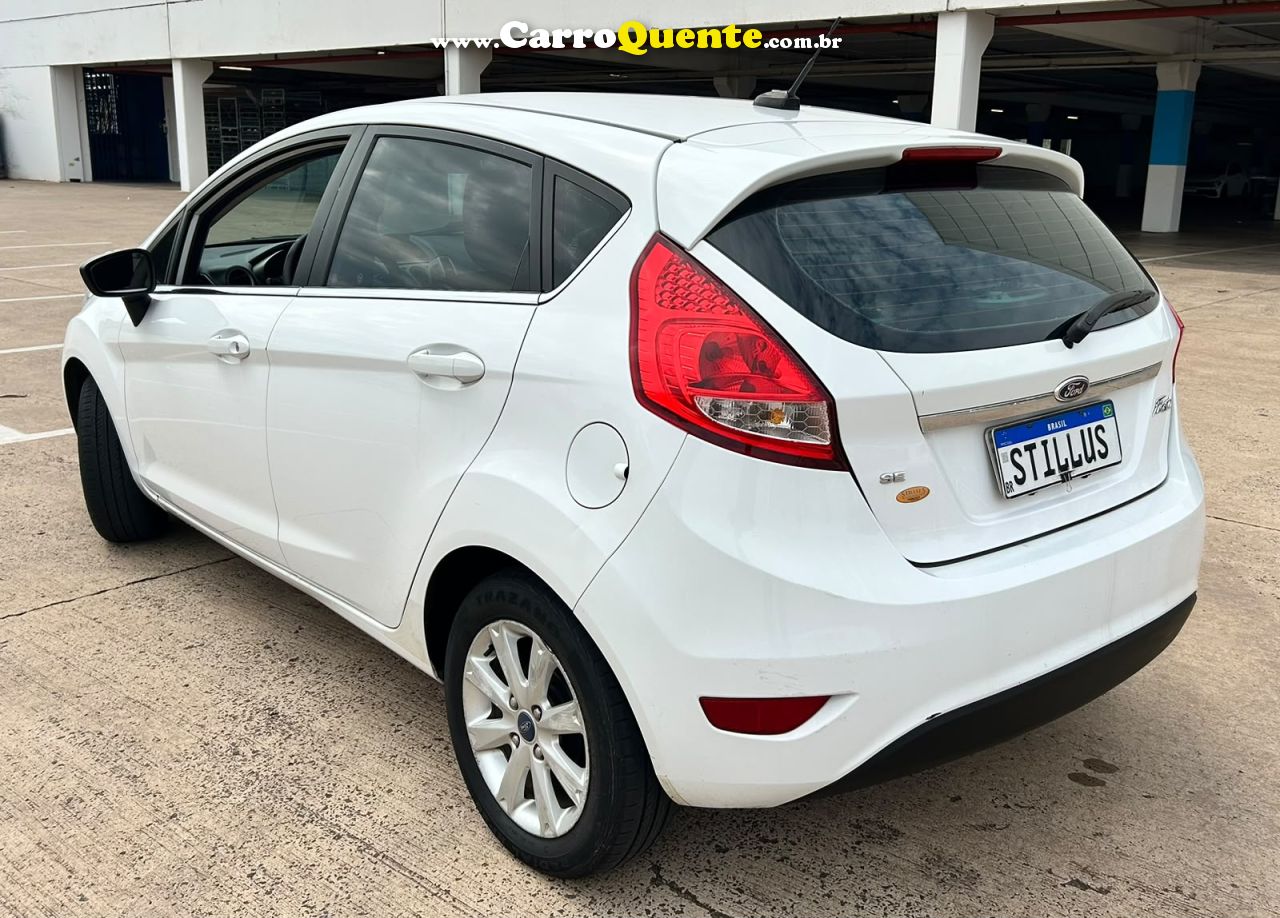 FORD FIESTA 1.6 SE HATCH 16V 2013 - Loja