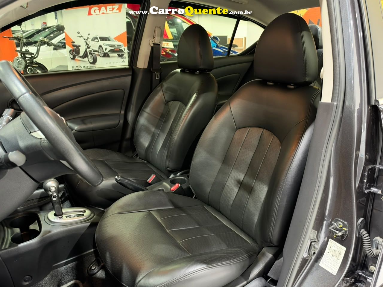 NISSAN VERSA 1.6 16V UNIQUE 2018 - Loja
