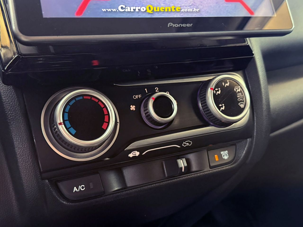 HONDA FIT 2015 1.5 EXL + MULTIMÍDIA E COURO 2015 - Loja