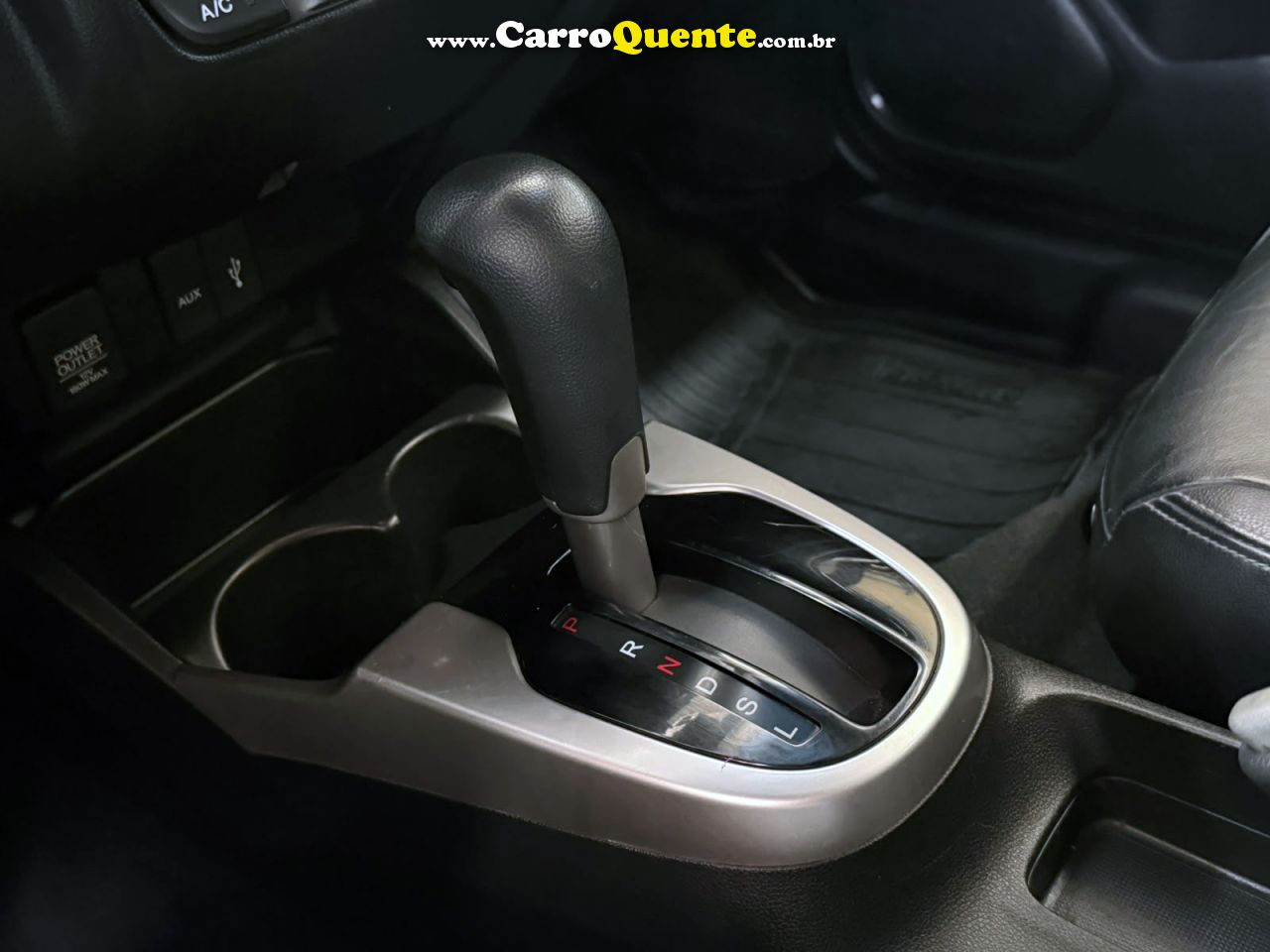 HONDA FIT 2015 1.5 EXL + MULTIMÍDIA E COURO 2015 - Loja