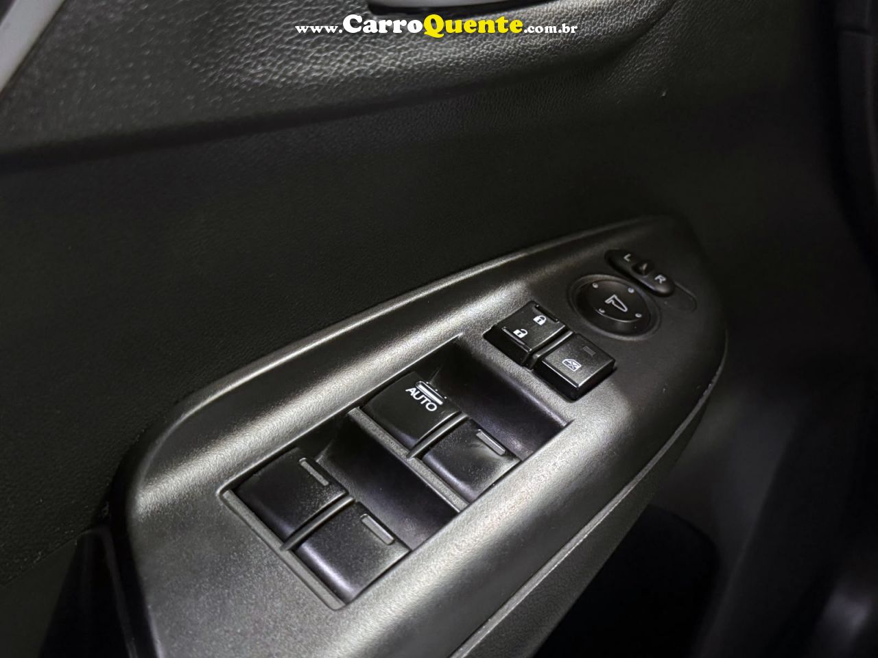 HONDA FIT 2015 1.5 EXL + MULTIMÍDIA E COURO 2015 - Loja