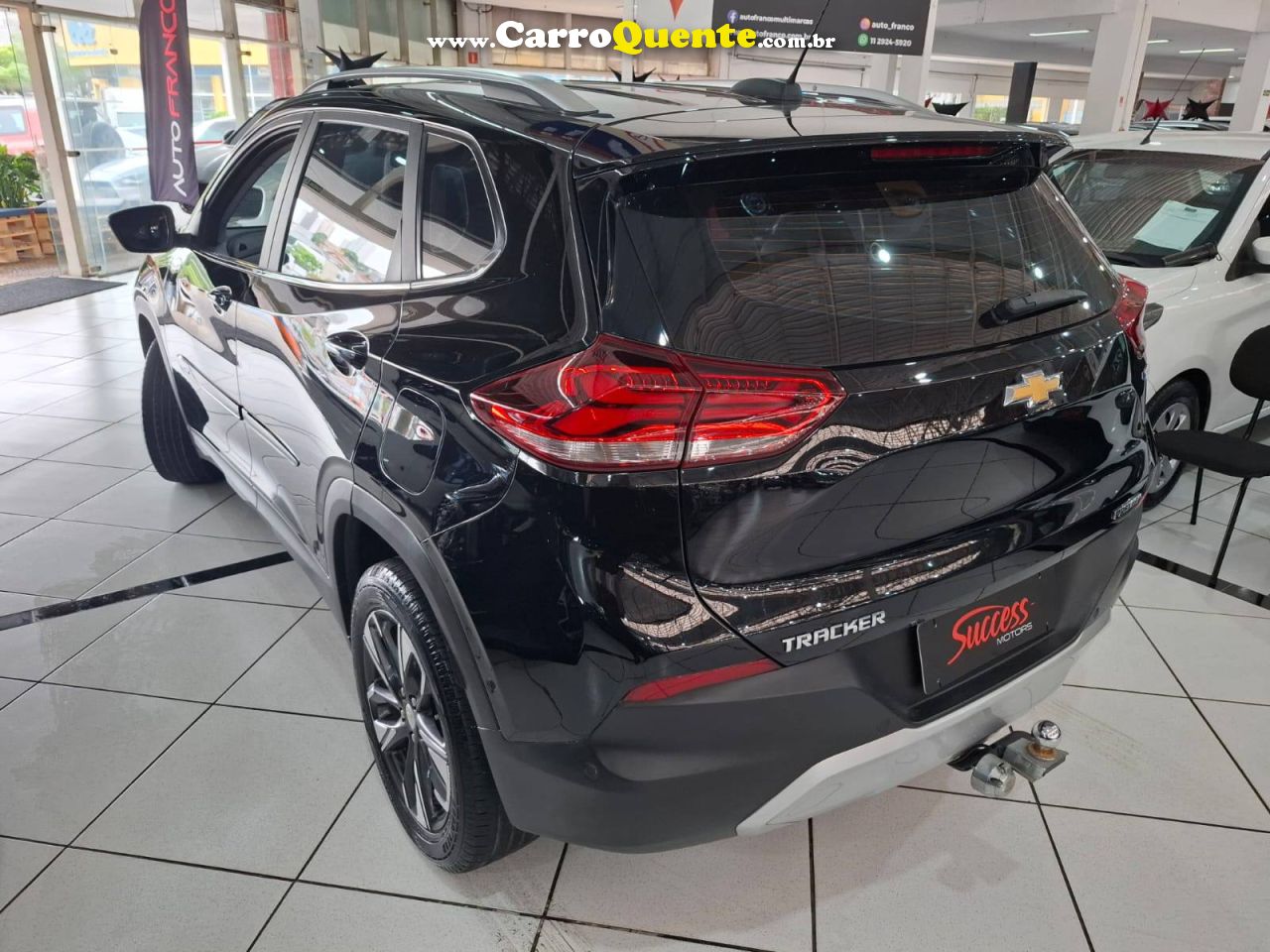 TRACKER 1.0 TURBO PREMIER C/ BAIXA KM 2021 - Loja