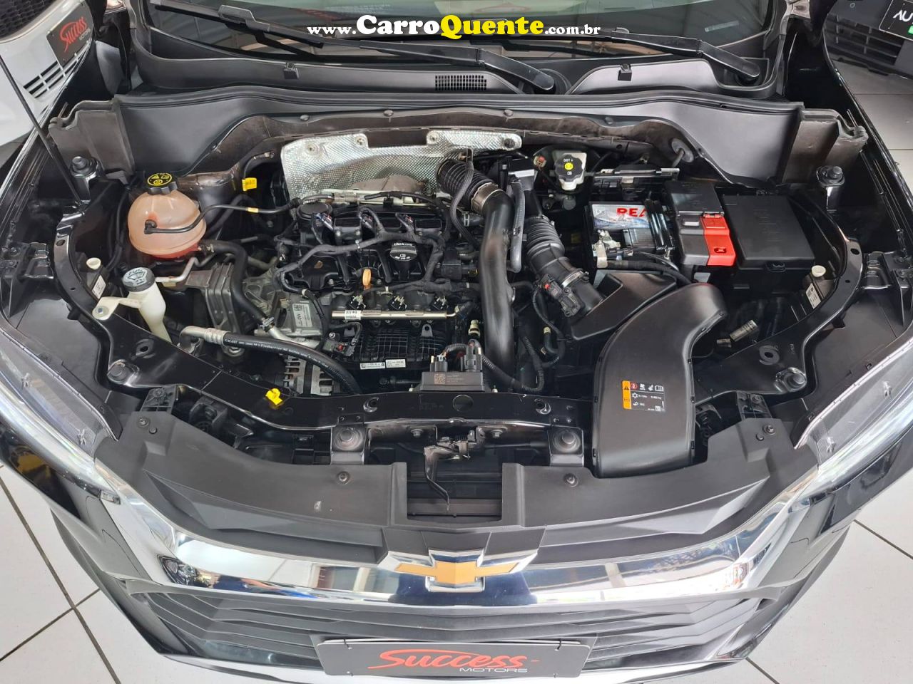 TRACKER 1.0 TURBO PREMIER C/ BAIXA KM 2021 - Loja