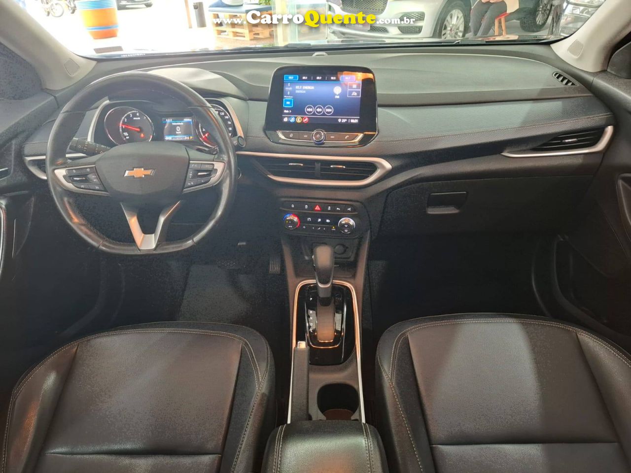 TRACKER 1.0 TURBO PREMIER C/ BAIXA KM 2021 - Loja