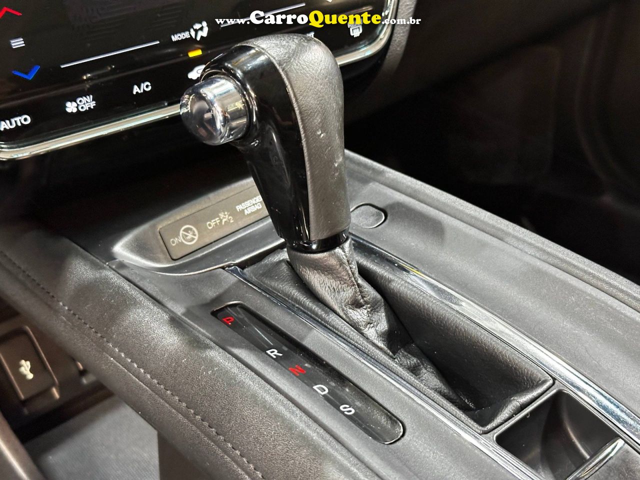 HONDA HR-V 1.8 16V EXL 2016 - Loja
