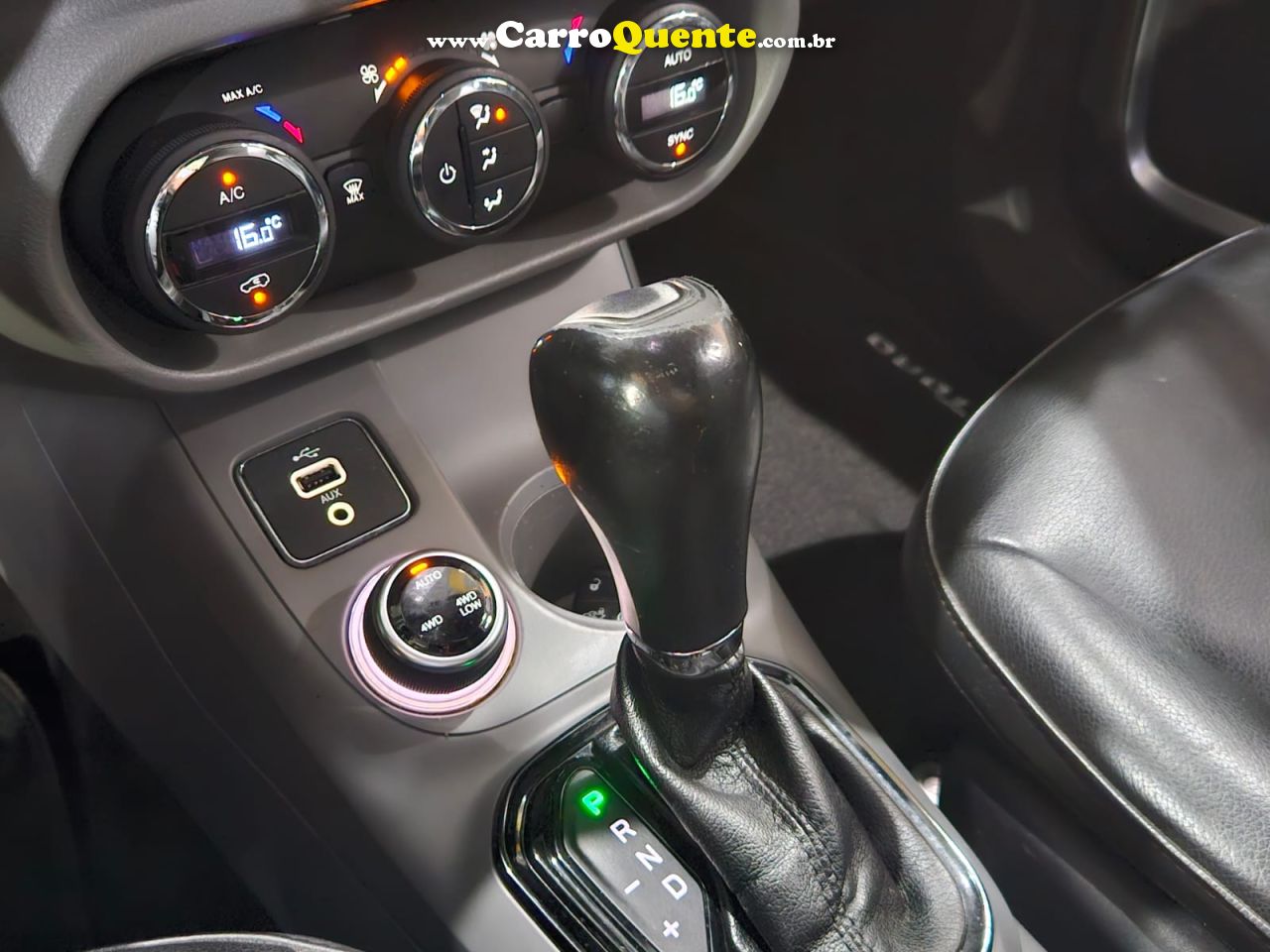 FIAT TORO 2.0 TURBO DIESEL VOLCANO 4x4 2017 - Loja