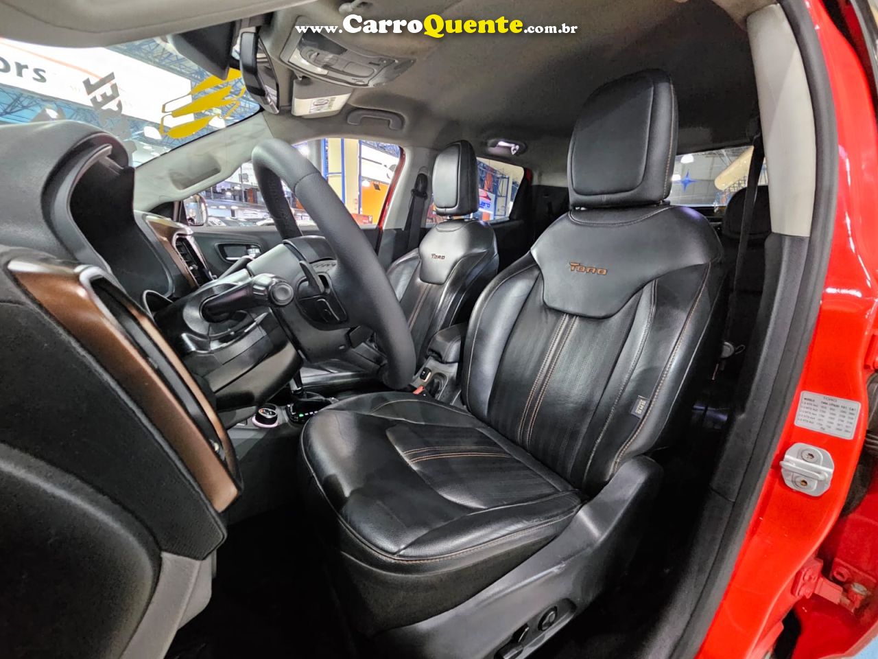 FIAT TORO 2.0 TURBO DIESEL VOLCANO 4x4 2017 - Loja