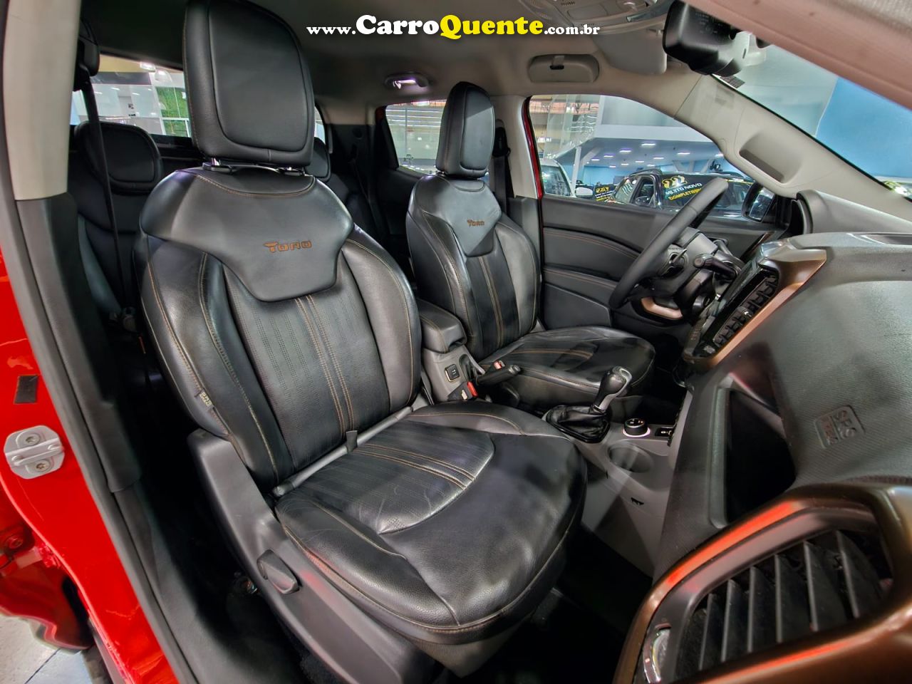 FIAT TORO 2.0 TURBO DIESEL VOLCANO 4x4 2017 - Loja