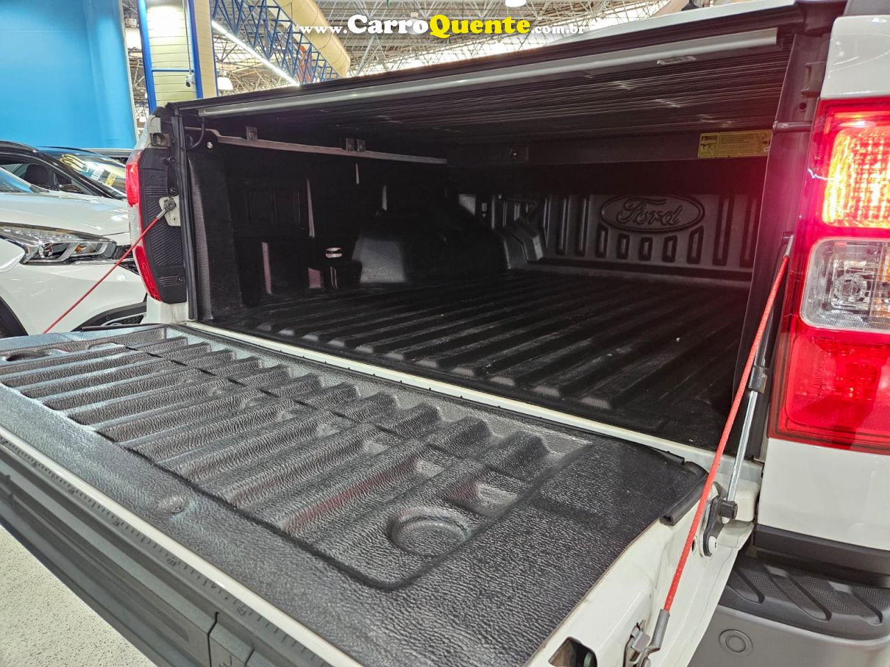 FORD RANGER 2.0 TURBO CD XLS 4X2 * C/ Capota Elétrica * 2024 - Loja