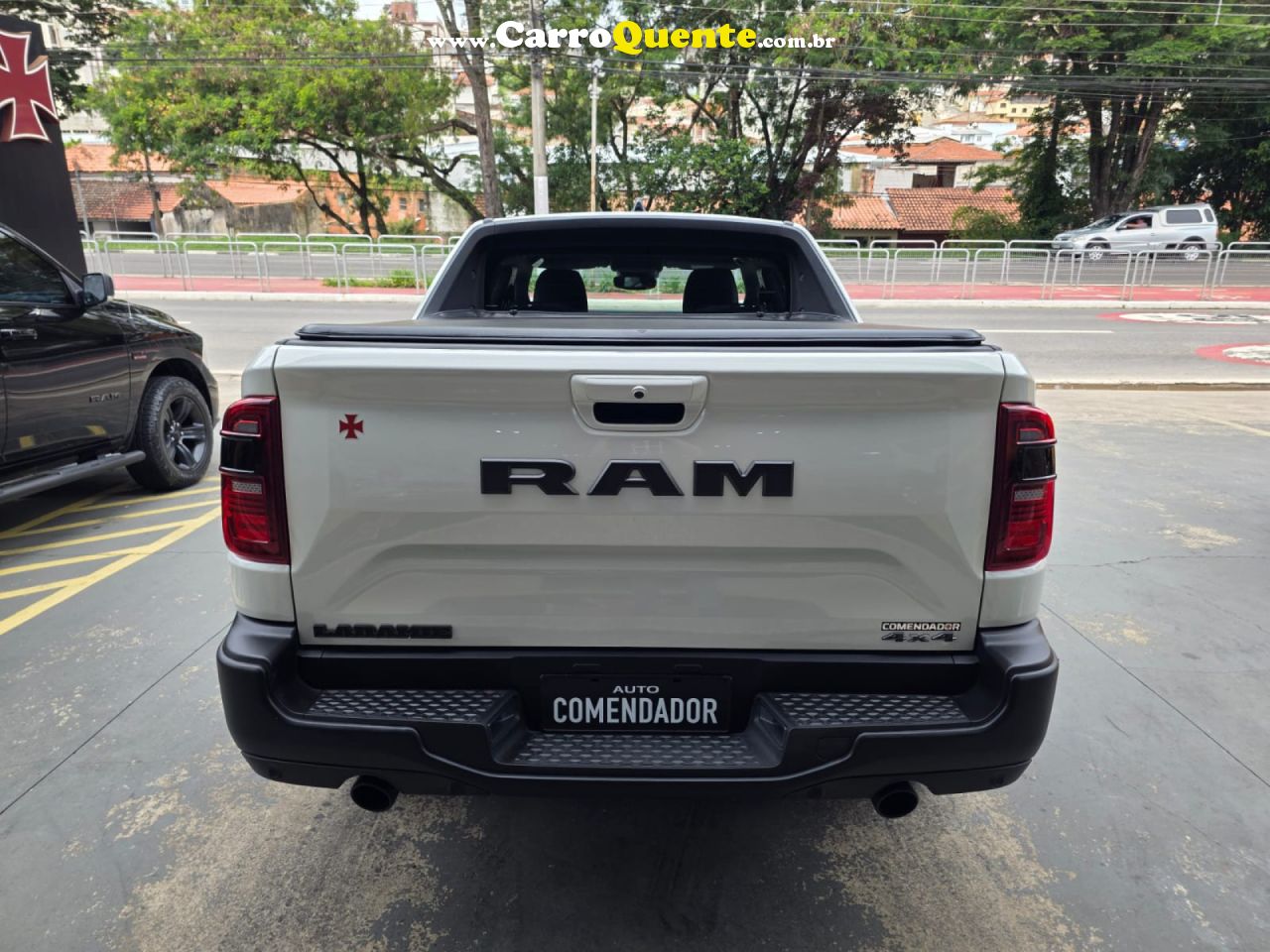 RAM   RAMPAGE LARAMIE 2.0 TURBO CD 4X4 AUT.   BRANCO 2027 2.0 FLEX - Loja