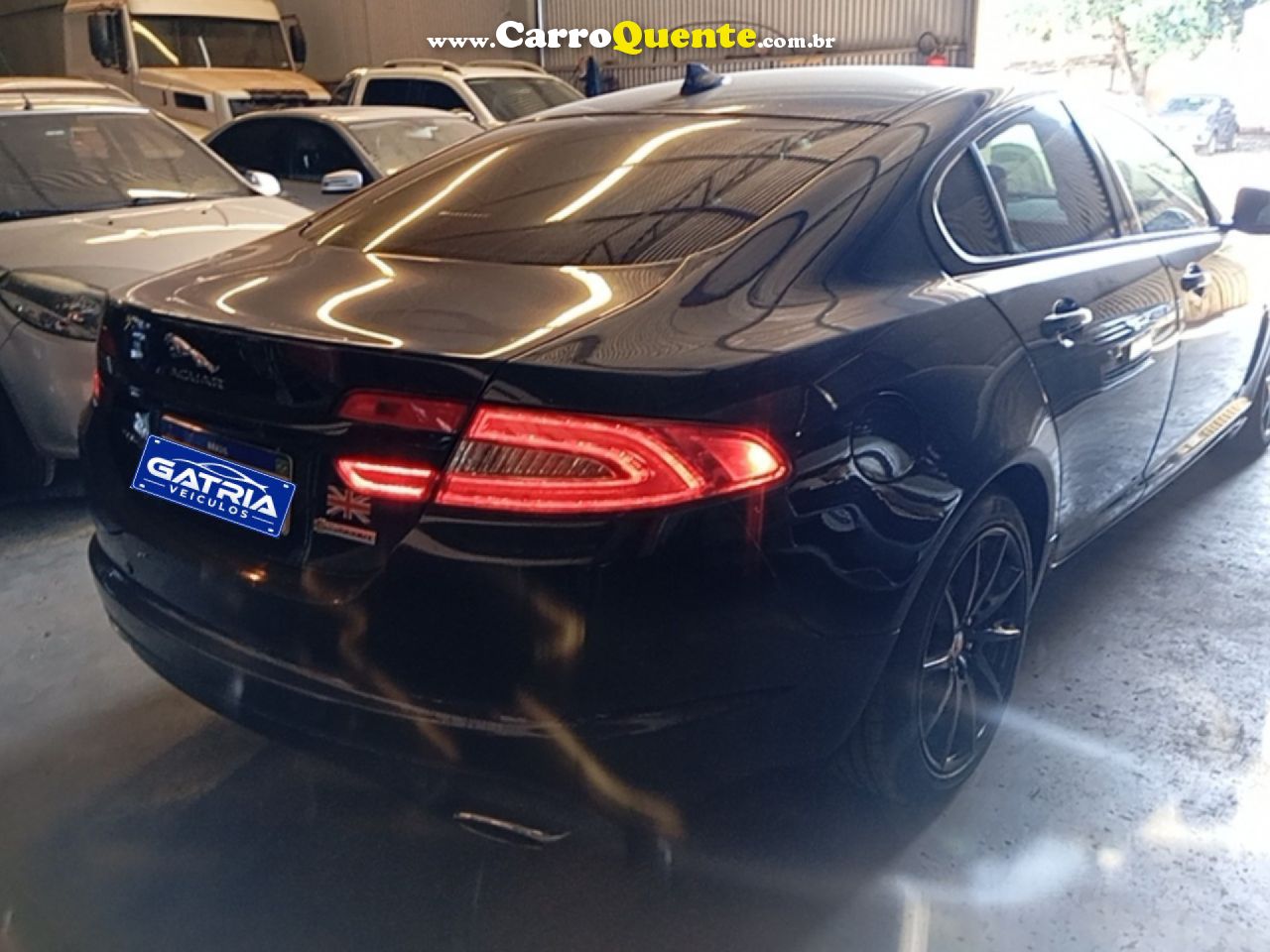 JAGUAR   XF 2.0 PLUXURY   AZUL 2015 2.0 GASOLINA - Loja