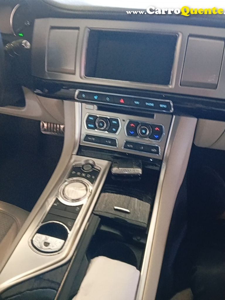 JAGUAR   XF 2.0 PLUXURY   AZUL 2015 2.0 GASOLINA - Loja