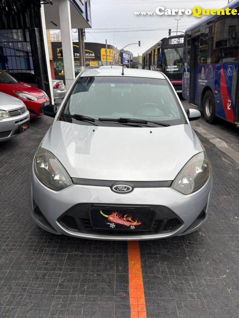 FORD   FIESTA 1.0 8V FLEXCLASS 1.0 8V FLEX 5P   PRATA 2012 1.0 FLEX - Loja