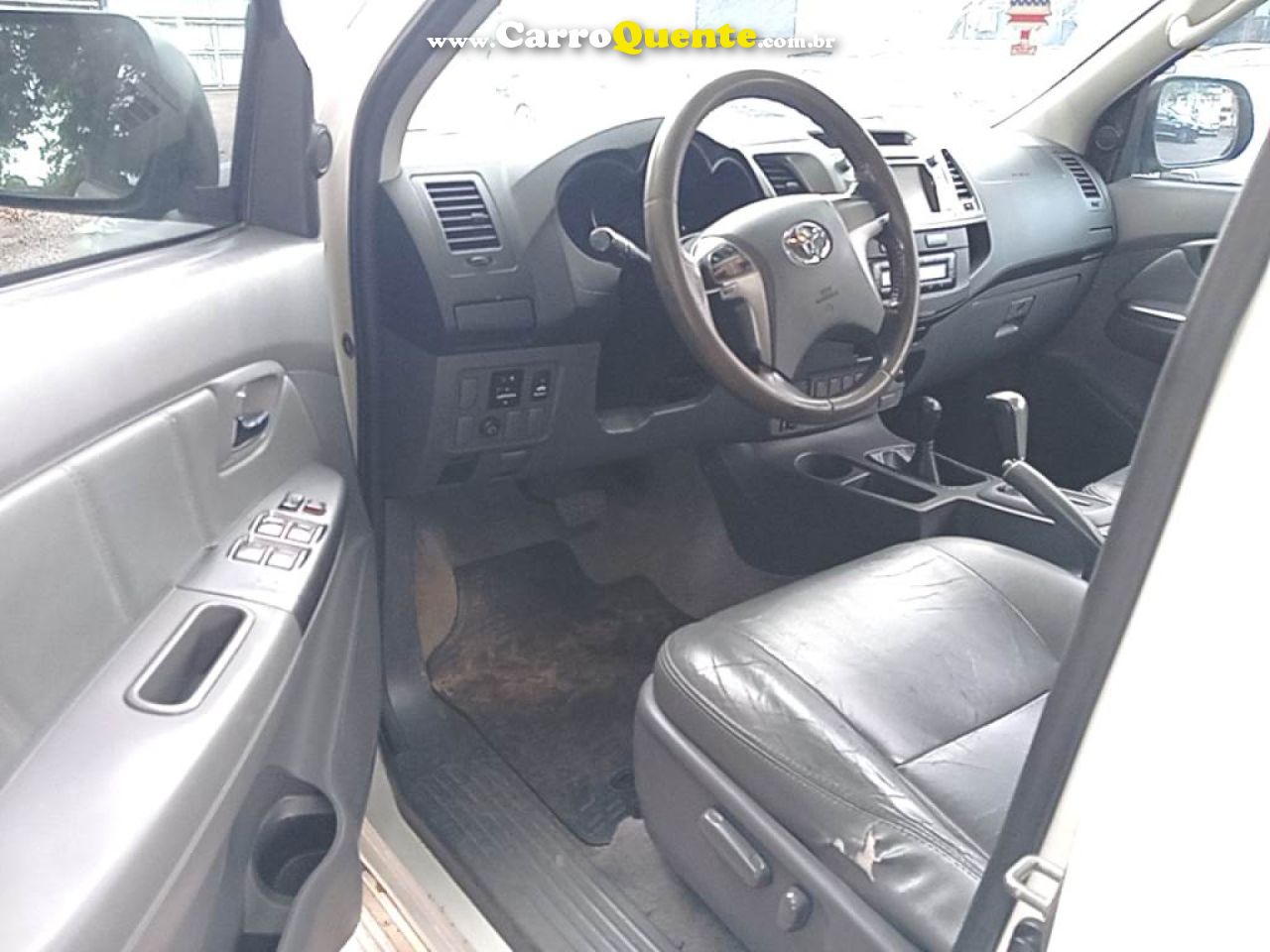 TOYOTA   HILLUX CD 4X4 SRV   BRANCO 2013 163CV26 FLEX - Loja