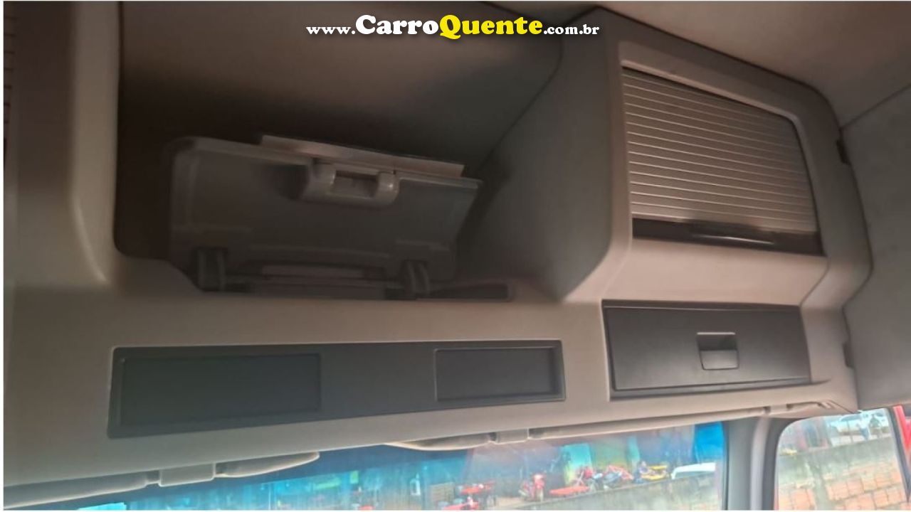 VOLVO    FH 440 6X2T   VERMELHO 2010 440 CV DIESEL - Loja