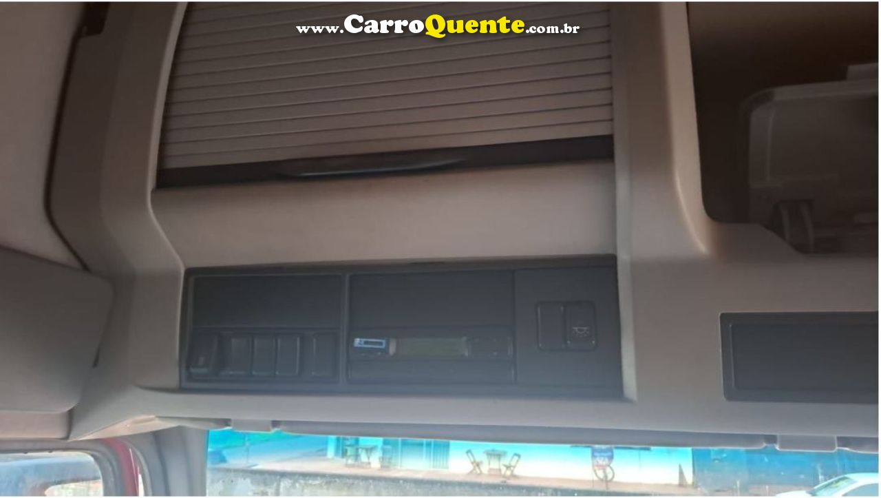 VOLVO    FH 440 6X2T   VERMELHO 2010 440 CV DIESEL - Loja