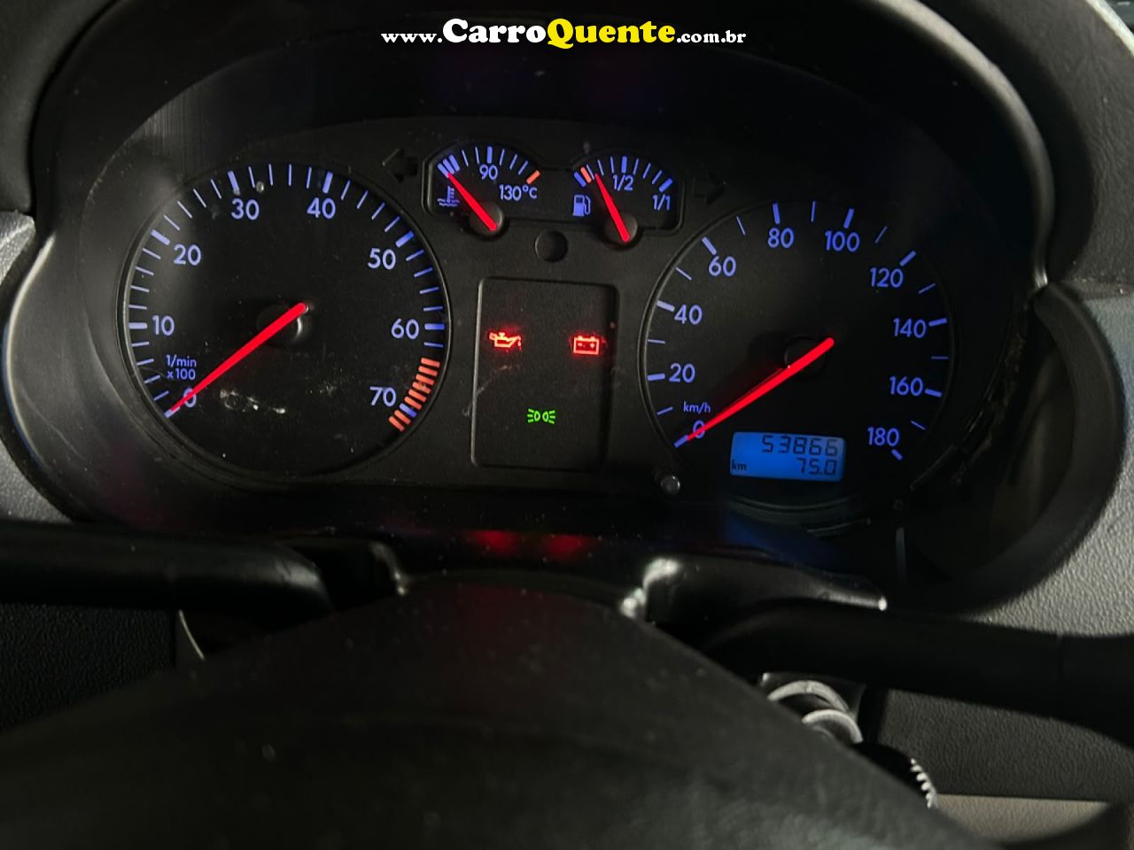 VOLKSWAGEN   GOL 1.0 PLUS 16V 2P   VERMELHO 2000 1.0 GASOLINA - Loja