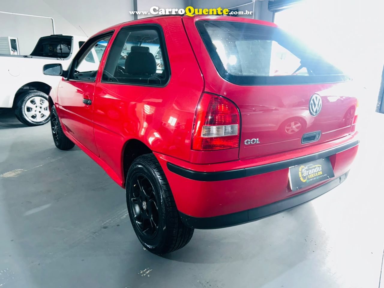 VOLKSWAGEN   GOL 1.0 PLUS 16V 2P   VERMELHO 2000 1.0 GASOLINA - Loja