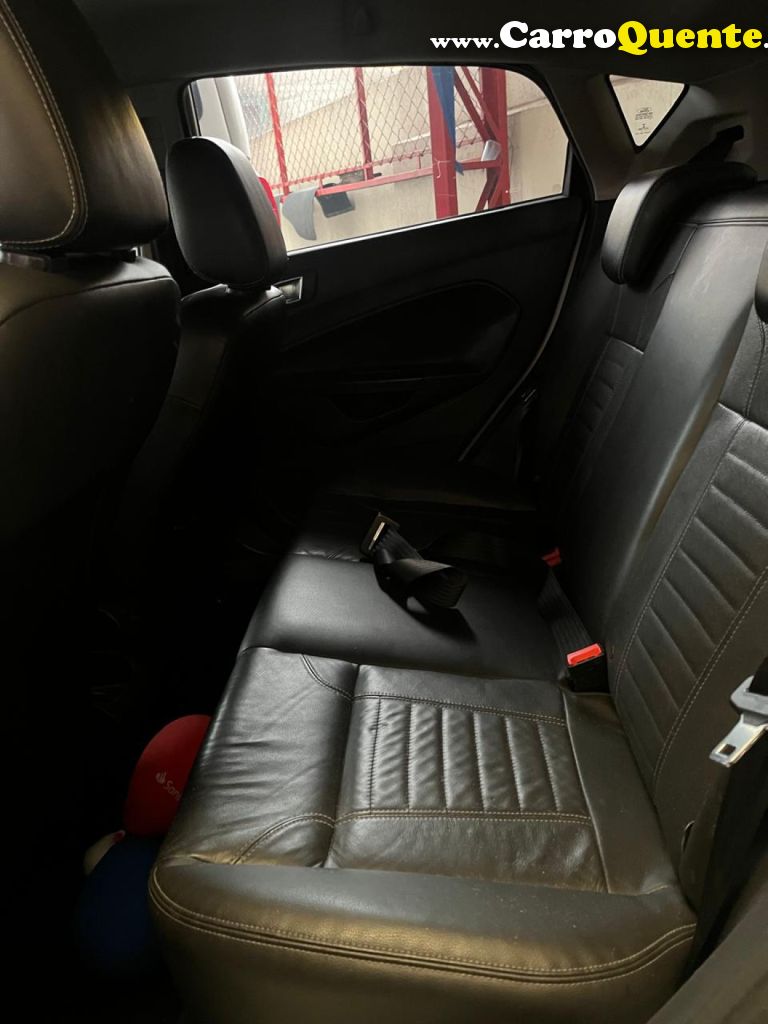 FORD   FIESTA 1.6 16V FLEX AUT. 5P   BRANCO 2014 1.6 FLEX - Loja