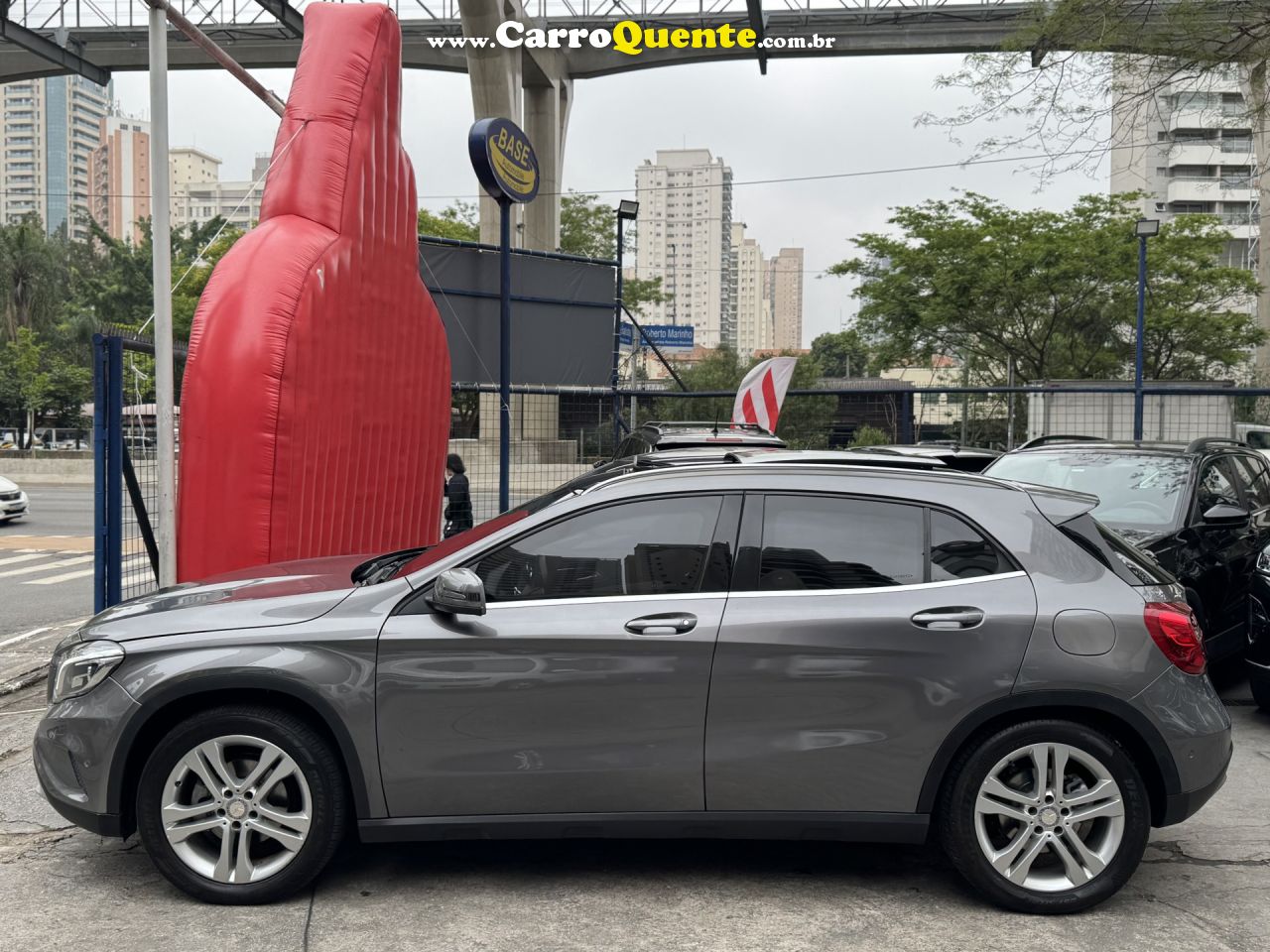MERCEDES-BENZ   GLA 200 VISION 1.61.6 TB 16V FLEX AUT.   CINZA 2015 1.6 T FLEX - Loja