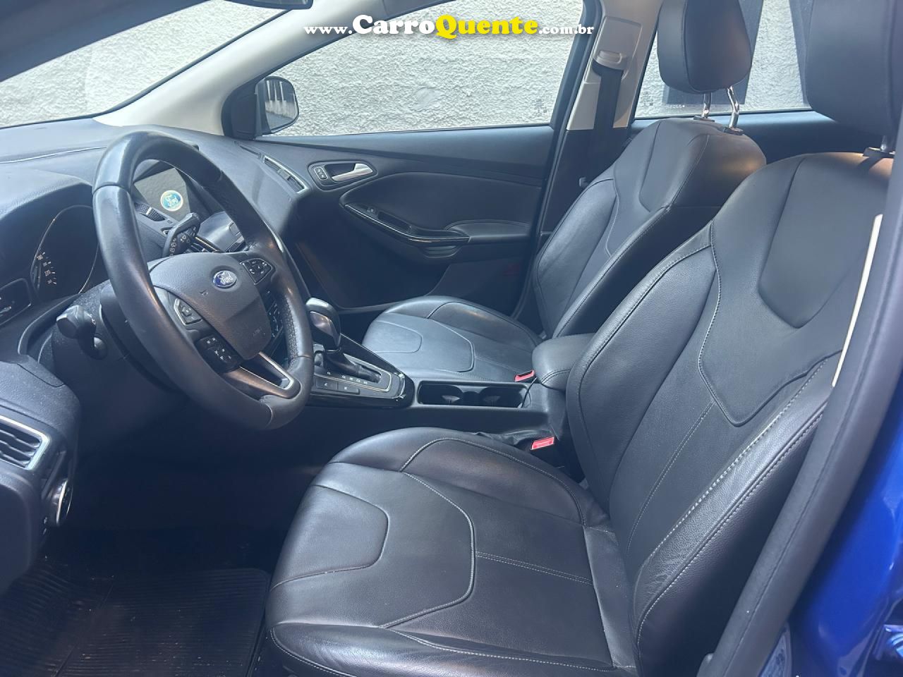 FORD   FOCUS TITATITA PLUS 2.0  FLEX 5P AUT.   AZUL 2018 2.0 FLEX - Loja