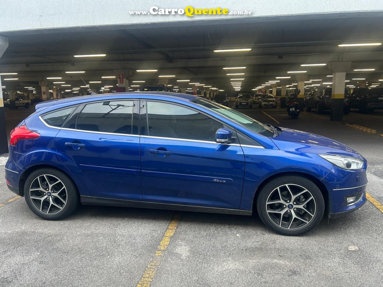 FORD   FOCUS TITATITA PLUS 2.0  FLEX 5P AUT.   AZUL 2018 2.0 FLEX - Loja