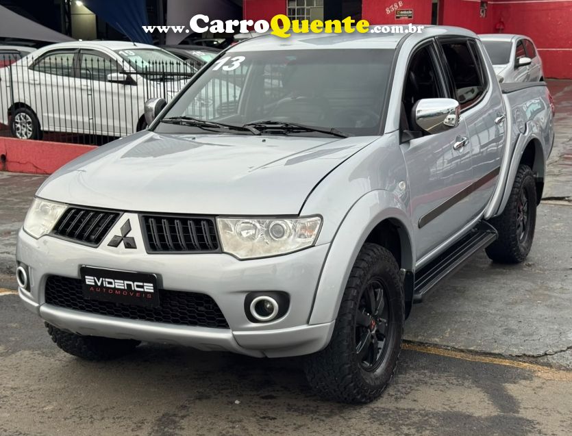 Mitsubishi L200 TRITON 3.2 HPE 4X4 CD 16V TURBO INTERCOOLER DIESEL 4P AUTOMÁTICO - Loja