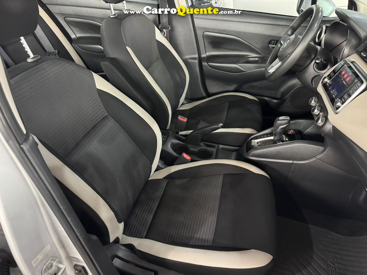 NISSAN VERSA 1.6 16V ADVANCE 2022 - Loja