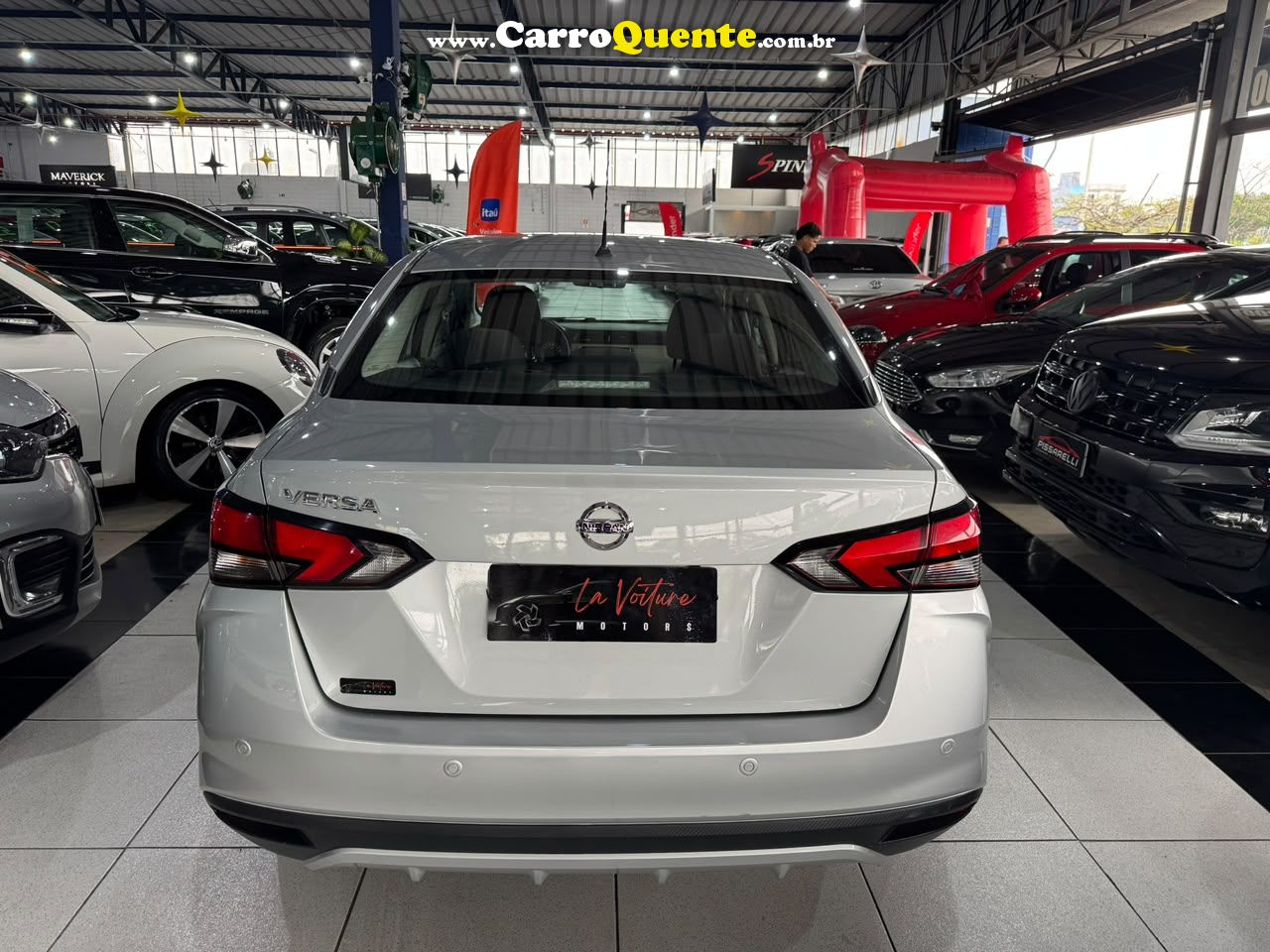 NISSAN VERSA 1.6 16V ADVANCE 2022 - Loja