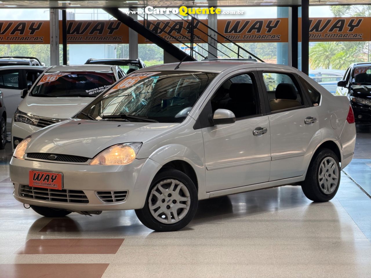 FORD FIESTA 1.6 MPI SEDAN 8V 2005 - Loja