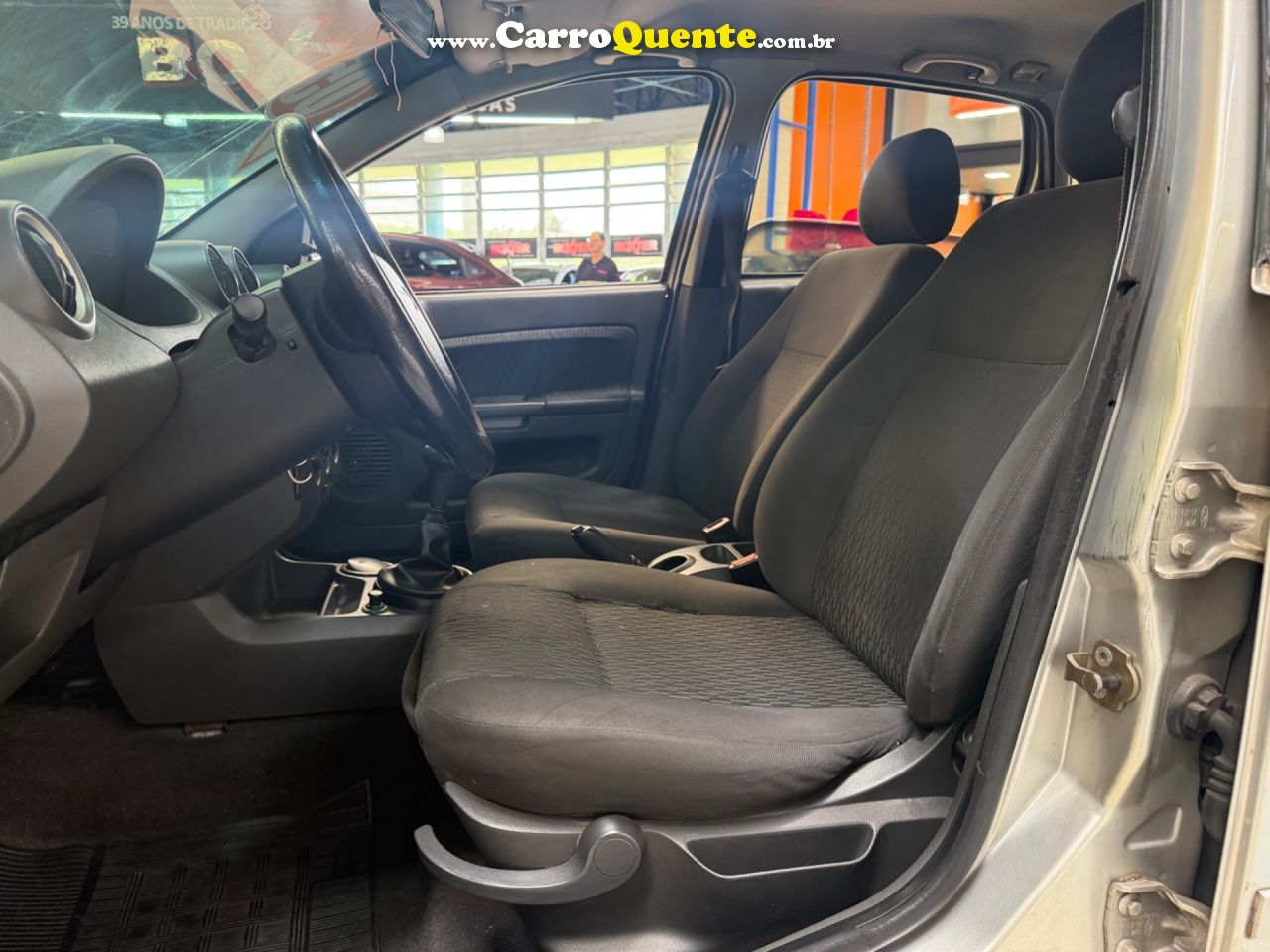 FORD FIESTA 1.6 MPI SEDAN 8V 2005 - Loja
