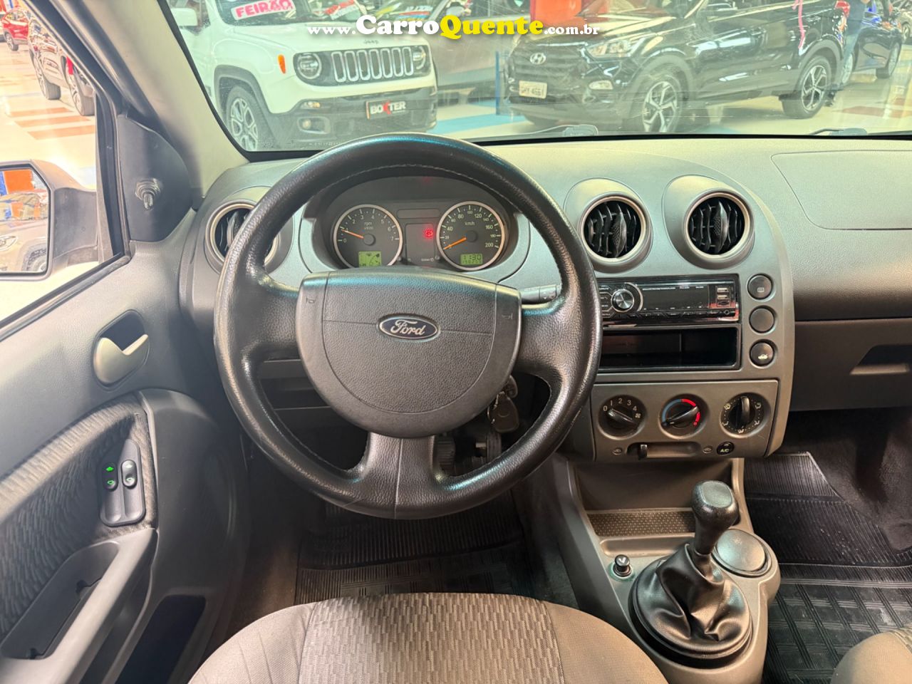 FORD FIESTA 1.6 MPI SEDAN 8V 2005 - Loja