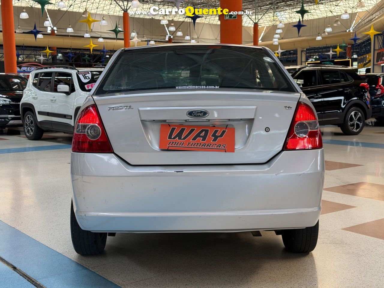 FORD FIESTA 1.6 MPI SEDAN 8V 2005 - Loja