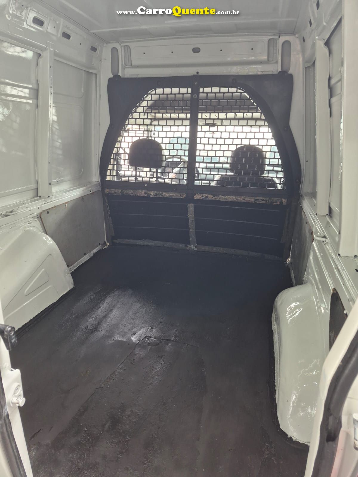 FIAT FIORINO 1.3 MPI FURGÃO 8V 2013 - Loja