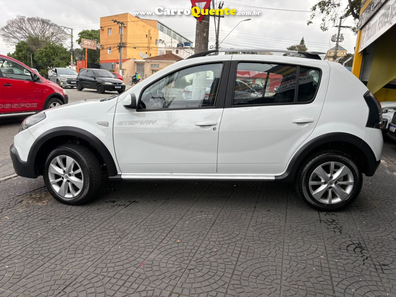 RENAULT SANDERO 1.6 STEPWAY 16V 2014 - Loja