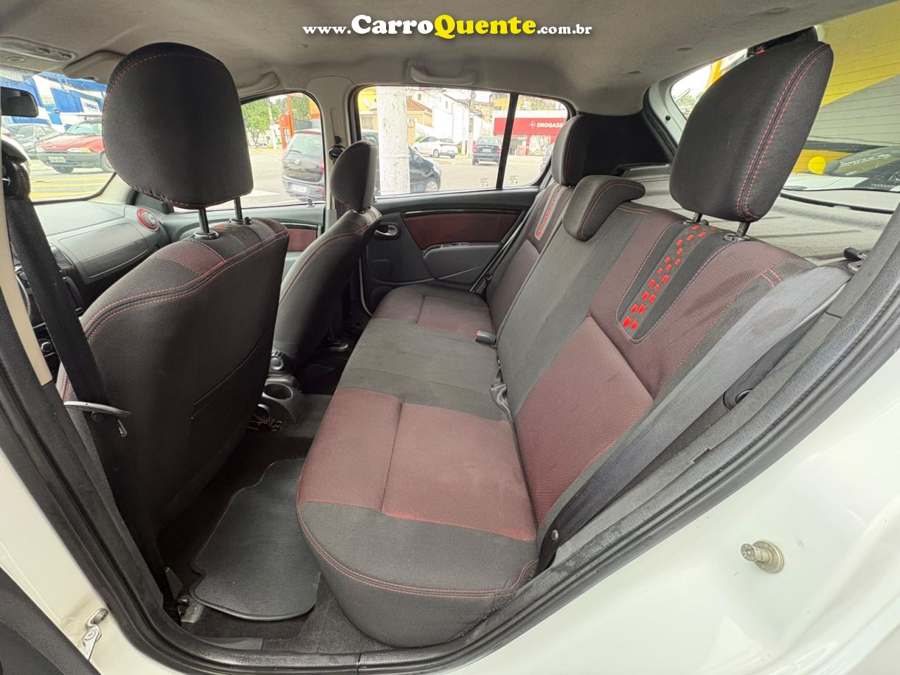 RENAULT SANDERO 1.6 STEPWAY 16V 2014 - Loja
