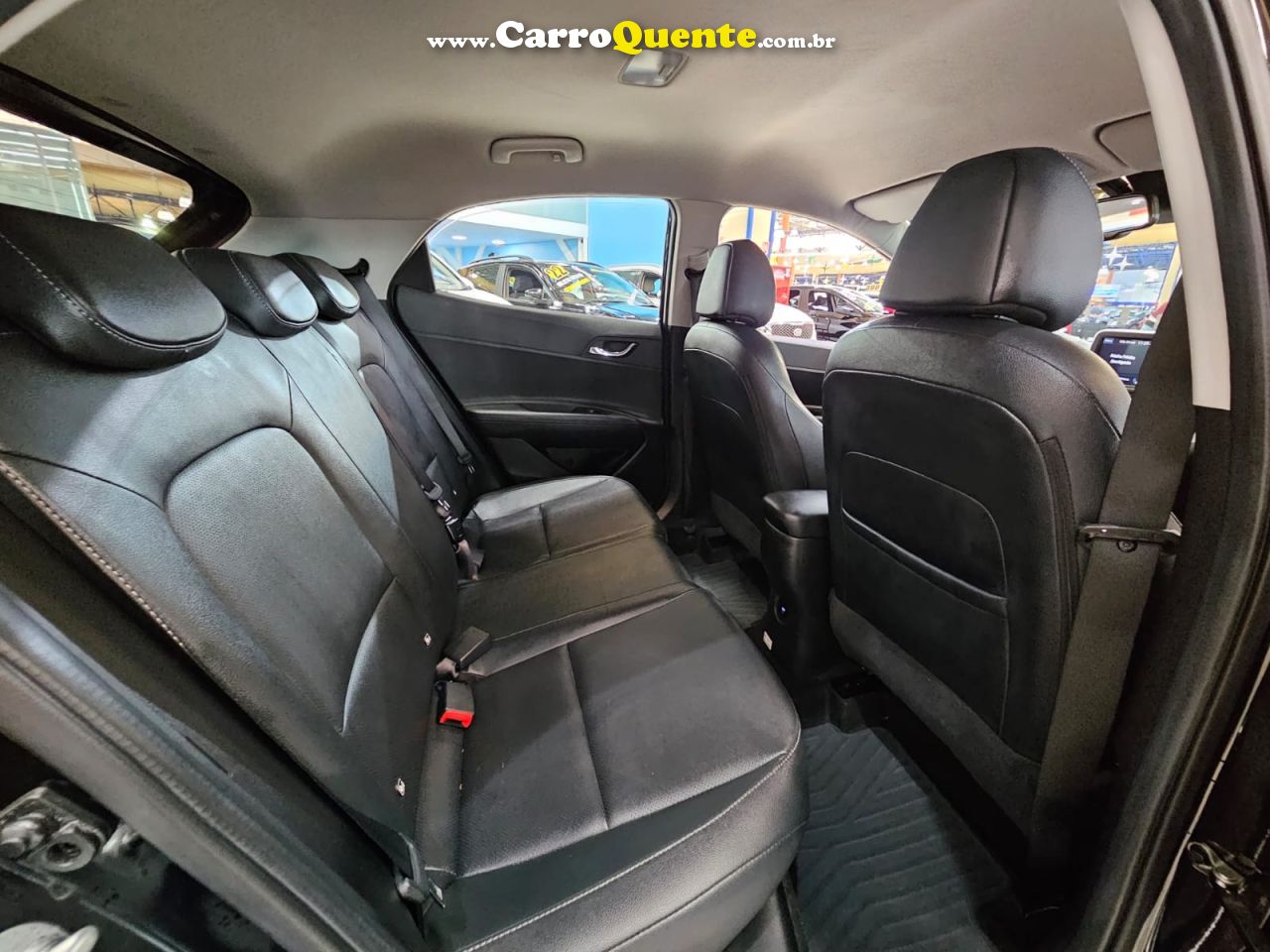 HYUNDAI HB20 1.0 TURBO PLATINUM * C/ 11.700Km Apenas * 2025 - Loja