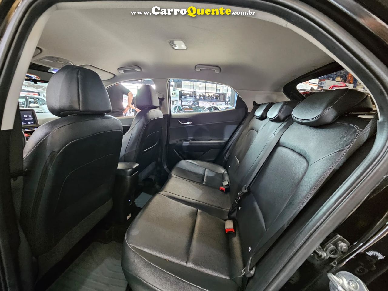 HYUNDAI HB20 1.0 TURBO PLATINUM * C/ 11.700Km Apenas * 2025 - Loja