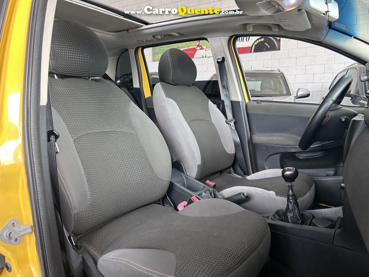 FIAT   STILO 1.8 SPORTING FLEX 8V 5P   AMARELO 2009 1.8 FLEX - Loja
