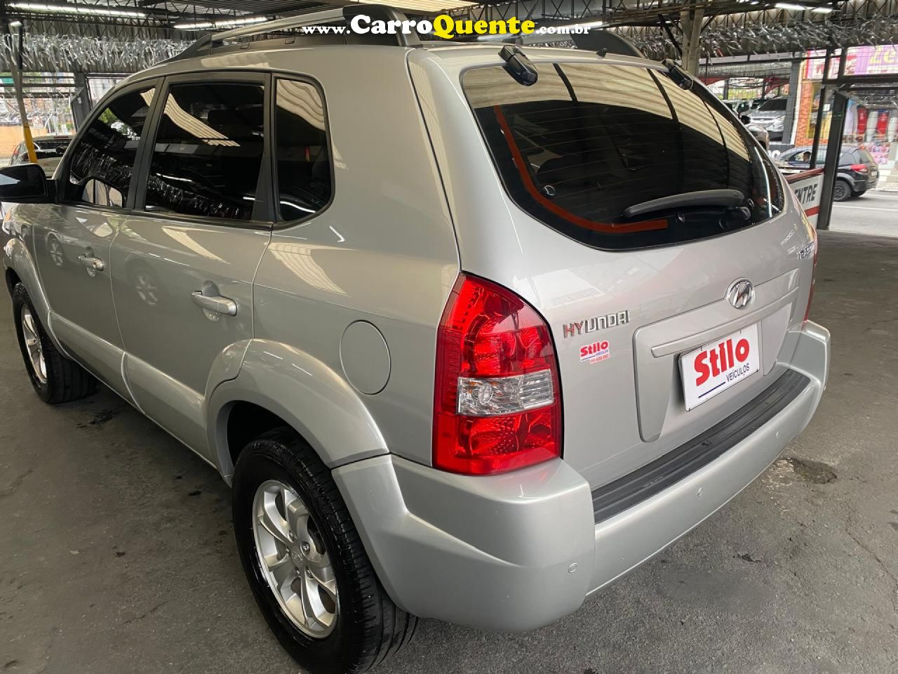HYUNDAI   TUCSON 2.0 16V AUT.   PRATA 2010 2.0 GASOLINA - Loja