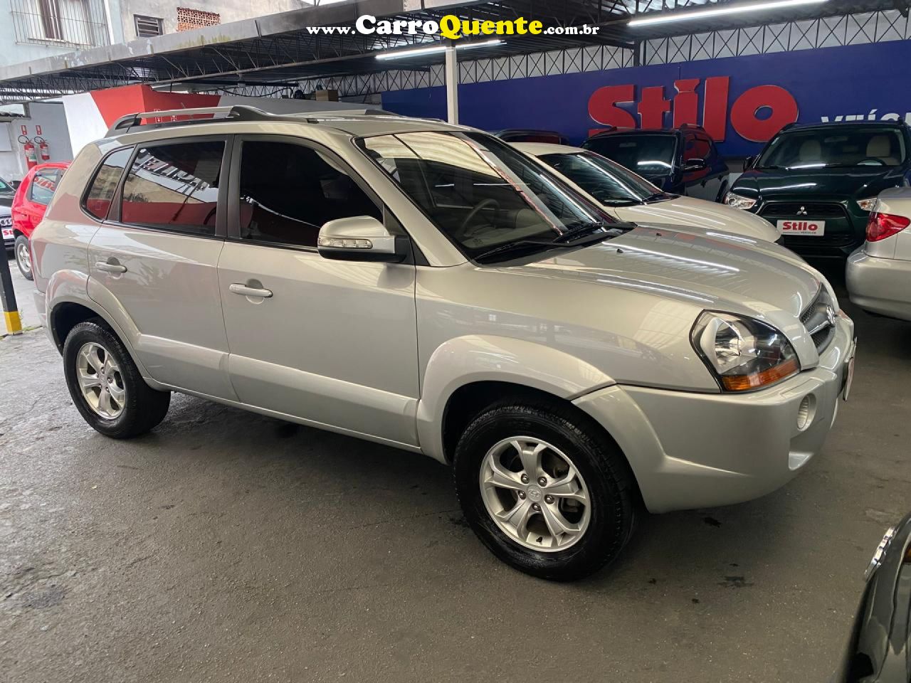 HYUNDAI   TUCSON 2.0 16V AUT.   PRATA 2010 2.0 GASOLINA - Loja