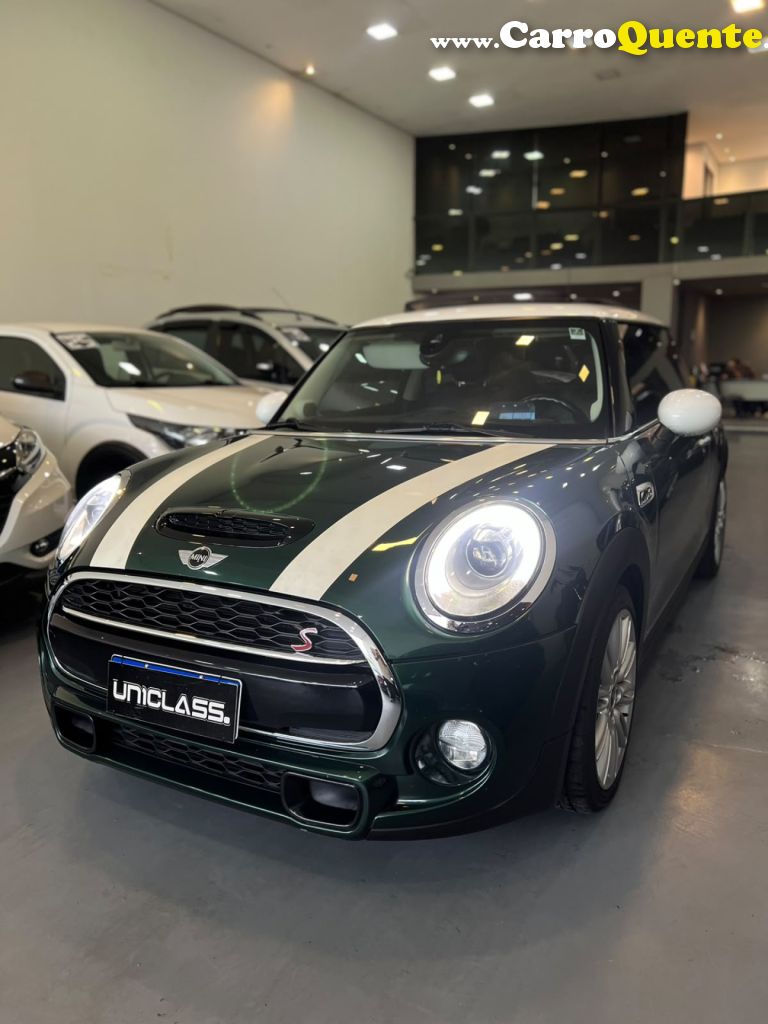 MINI   COOPER S 2.0 TURBO 16V 3P AUT.   VERDE 2015 2.0 GASOLINA - Loja