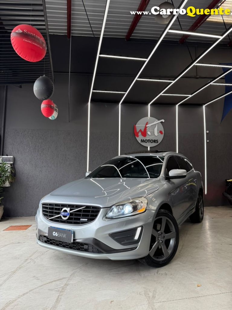 VOLVO   VOLVO XC 60 R DESIGN   PRATA 2015 2.0 GASOLINA - Loja