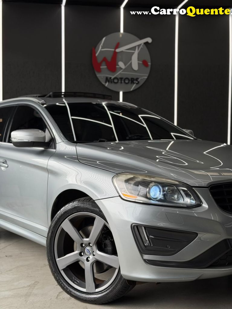 VOLVO   VOLVO XC 60 R DESIGN   PRATA 2015 2.0 GASOLINA - Loja