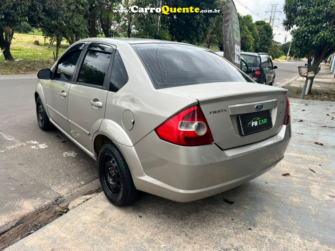 FORD   FIESTA SED. 1.6 8V FLEX 4P   PRATA 2008 1.6 FLEX - Loja